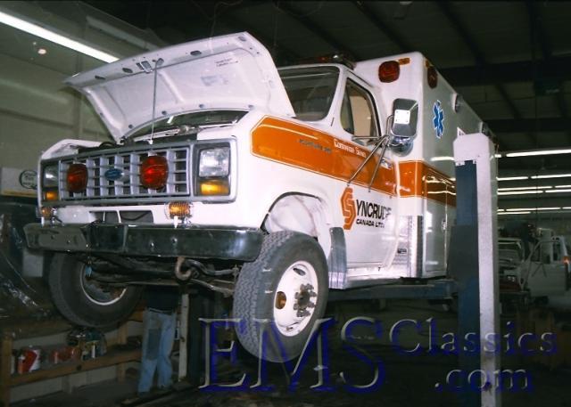 00734MA011985Ford,Syncrude,FortMcMurrayAB.jpg