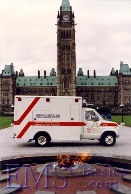 00970ESU06atParliamentBuilding,OttawaON,compressed.jpg