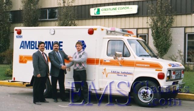 01108S01,1987Ford,Lifeline,MooseJawSK.jpg