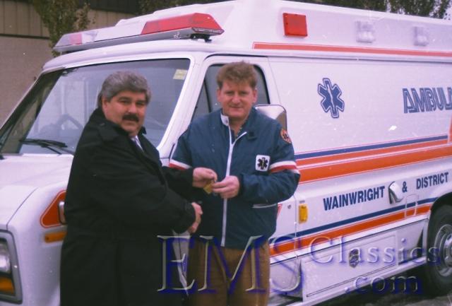 01751A01A1991Ford,AmbucraftsoldtoWainwrightAB.jpg