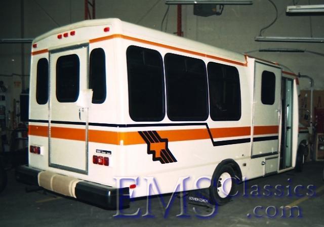 02074B1994GoshenFord,1of4buses,WinnipegMB.jpg