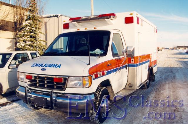 03242MA011992RoadRescueCochranetradesoldtoQuillLakeSK.jpg