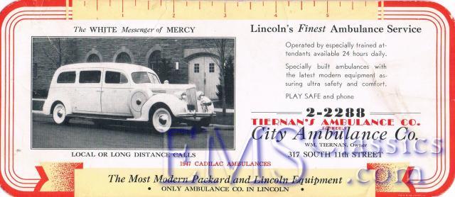 1930sHenneyPackard,Tiernan,LincolnNE,photoFredMcPeck.jpg