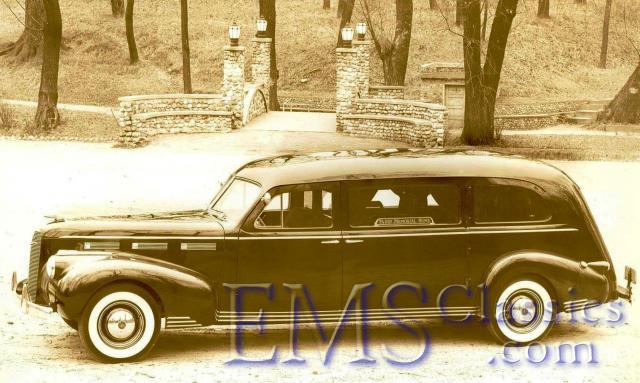 1940SilverKnightstownLaSalle,FarryFH,OceanGroveNJ,photoDrRogerWhite.jpg