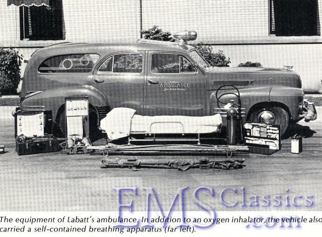 1941Cadillac02,Labatts,LondonON,photoACenturyOfRedBlankets.jpg