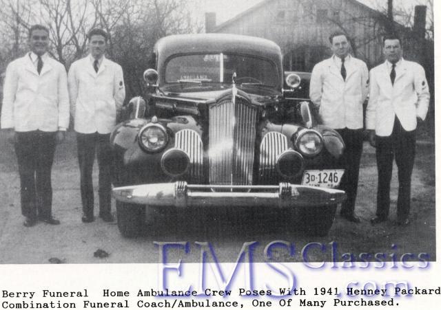 1941HenneyPackard,BerryFH,KnoxvilleTN,photoTheProfessionalCar75.jpg