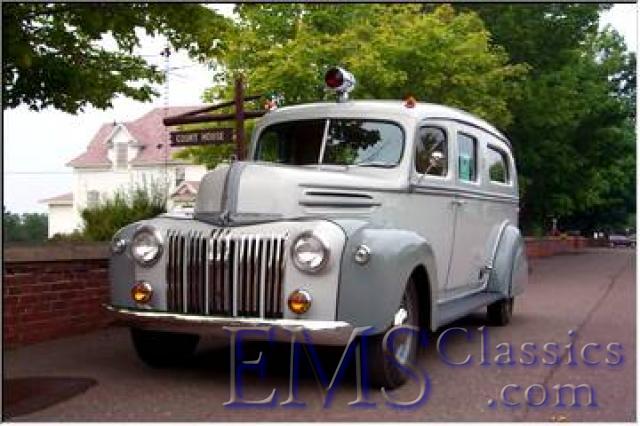 1942Ford,KeweenawCountyMI,photoLouisBernhardt.jpeg