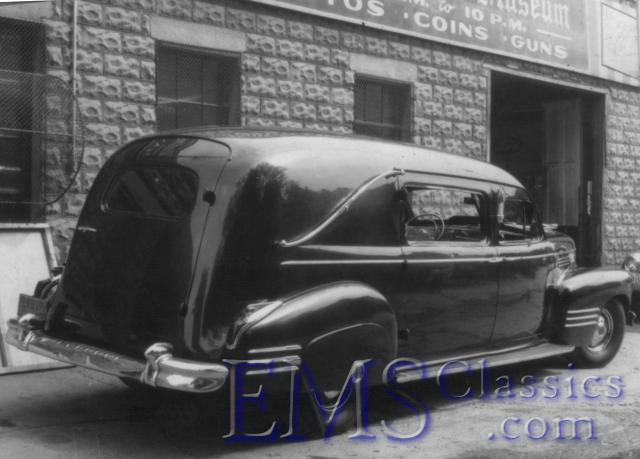 1942MeteorCadillac02,photoWaltMcCall.jpg