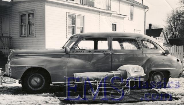 1947Dodge01,WallaceburgON,photoLenLangloiscomp.jpg