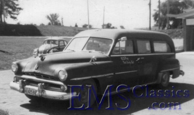 1952Dodge01,ON,photoWaltMcCall.jpg
