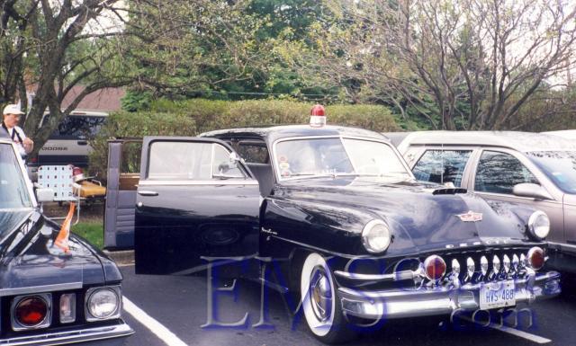 1952McClintockDeSoto01,ChathamON,LenLangloiscar.jpg