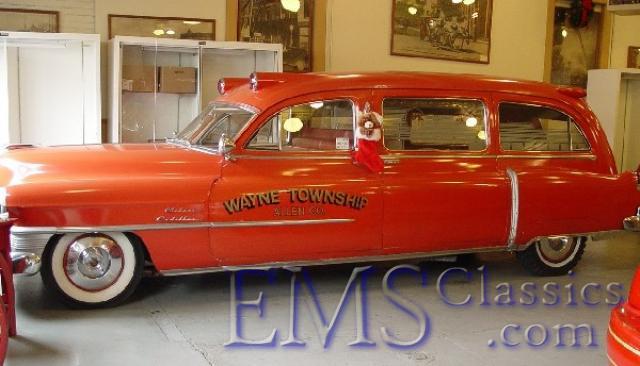 1953MeteorCadillac01,FortWayneFireMuseum,FortWayneIN.jpg