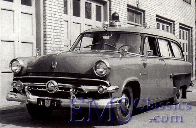1954Ford,RoskildeDenmark,phSoerenRislund,AndreasHasselmann.jpg