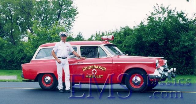 1955StudebakerAmbulet,photoSteveLichtman,WaltMcCallcollection.jpg