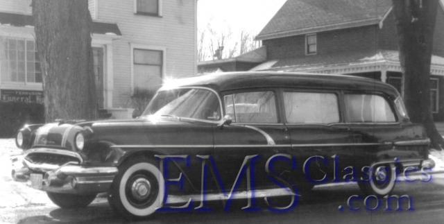 1956MemphianPontiac01,FergusonFH,LeamingtonON,photoWaltMcCall.jpg