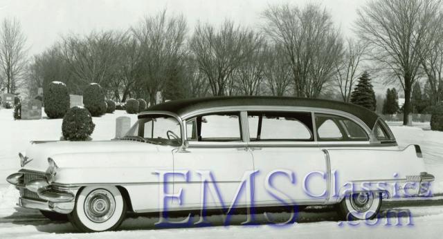 1956SuperiorCadillac,BeauMonde,photoDrRogerWhite.jpg