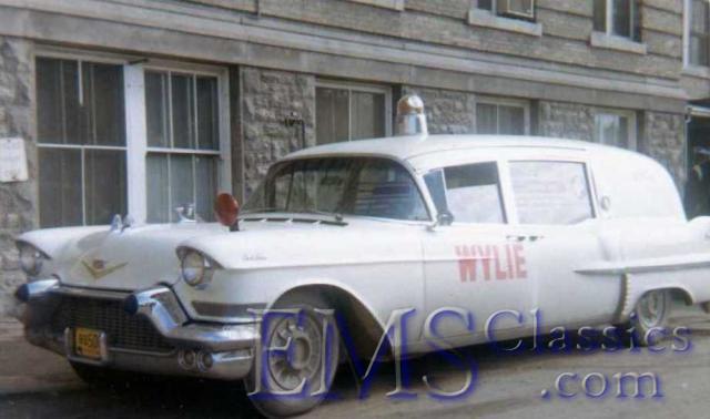1957SuperiorCadillac,WinnipegMB,photoTerryLange.jpg