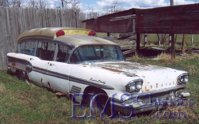 1958SuperiorPontiac01,LloydminsterSK.jpg