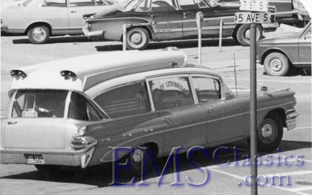 1959SuperiorPontiac,LethbridgeAB,photoGaltMuseumcompressed.jpg