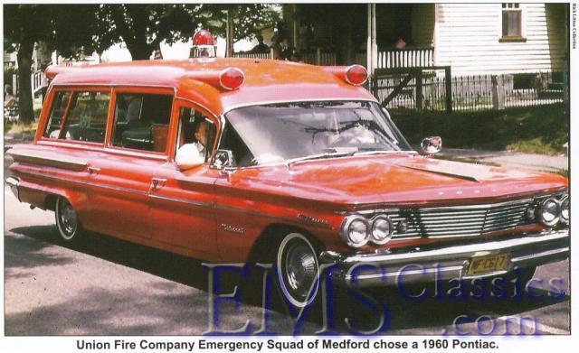 1960NationalPontiac,MedfordNJ,photoTheProfessionalCar132comp.jpg