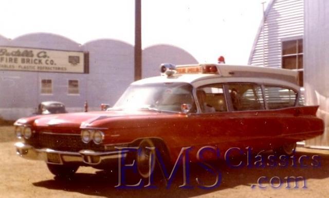 1960SuperiorCadillac,SpokaneWA,photoStuPaterson.jpg