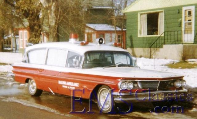 1960SuperiorPontiac01,phBobTaylor.jpg