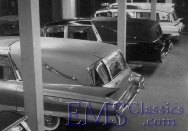 1961Superiordealersshow,DetroitMI,photoWaltMcCall.jpg