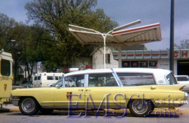 1962SuperiorCadillac,SnellsAS,MasonCityIA,photoTerryLange.jpg