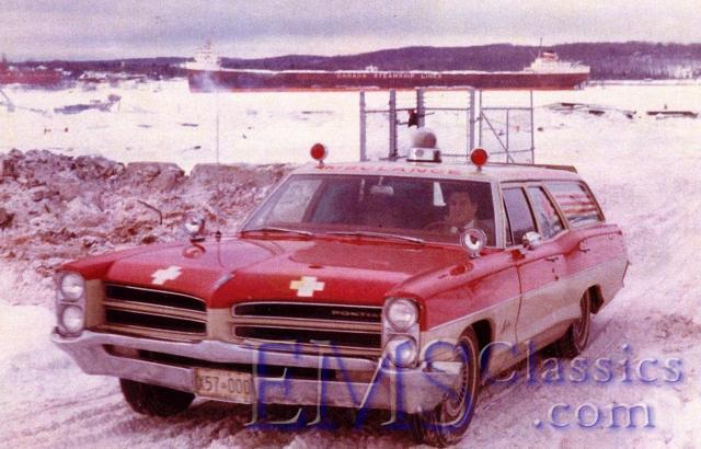 1966Pontiac,driverLeonardLafavie,MidlandON,photoTerryLethbridge.jpg