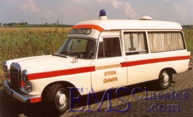 1966VisserMercedes01,Netherlands,carphotoNationaalAmbulanceMuseum.jpg