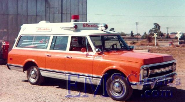 1969ChevroletSuburban,StocktonCA,photoDrRogerWhite.jpg