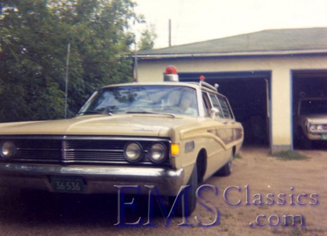 1970,1966MercurywithPoliceInterceptor,speedo140MPH,SaskatoonSK.jpg