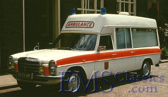1972BinzMercedes,Apeldoorn01,phPietHoving.jpg
