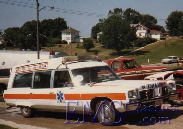 1972CotnerBevingtonOldsmobile,exMilitary,EastPoweshiek,BrooklynIA,photoSteveLoftin.jpg