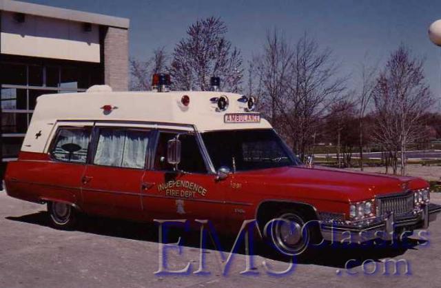 1973SuperiorCadillac,IndependenceOH,photoSteveLoftin.jpg