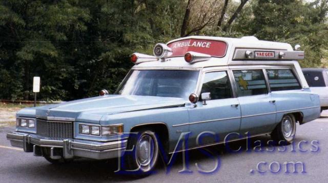 1975SSCadillac,CWCoachSales,photoTerryLange.jpg