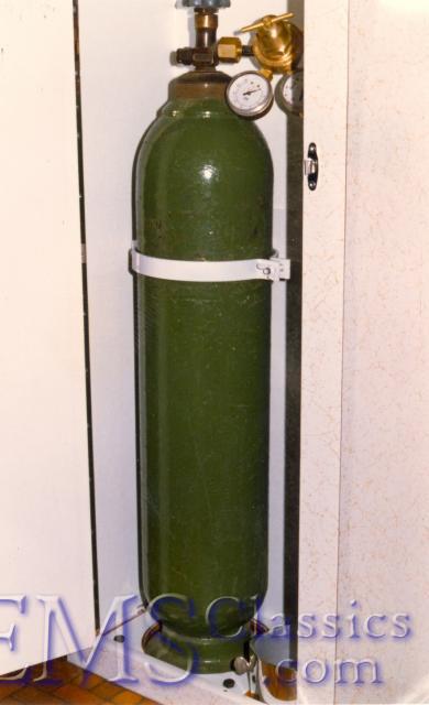 1977Oxygencylinderbracket.jpg