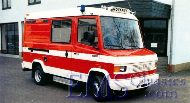 1980sMercedesDoctorsEmergencyAmbulance01.jpg