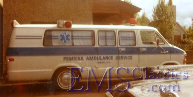 1981CrestlineDodge,PembinaAS,WestlockAB,photoAAOA.jpg