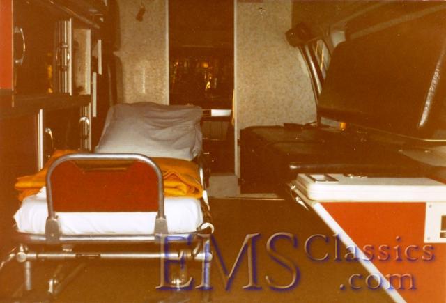 1982AmbucraftGMSuburban,Noralta,SmithAB03,photoAAOA.jpg