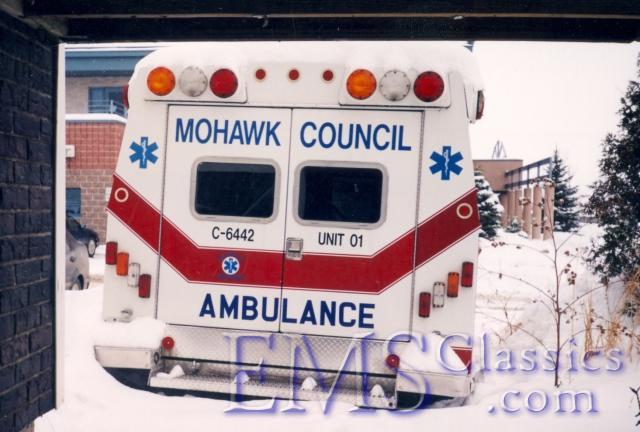 1988BraunFord,MohawkCouncil,KahnawakeQC02.jpg