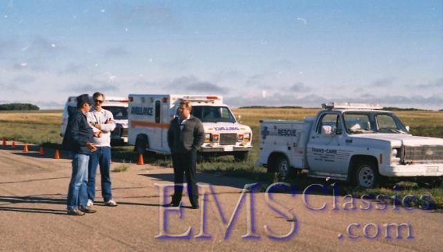 198901BillMcCombsatdragstriprecordingstoppingdistancesforhisdrivertrainingschool.jpg