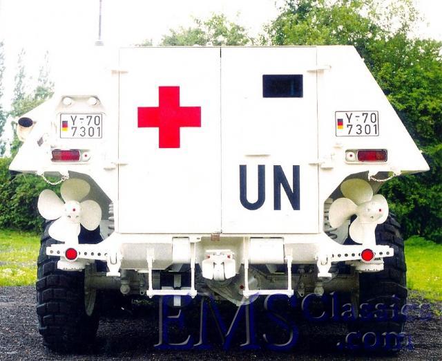 1990sBinzFOXArmoredAmbulance04.jpg