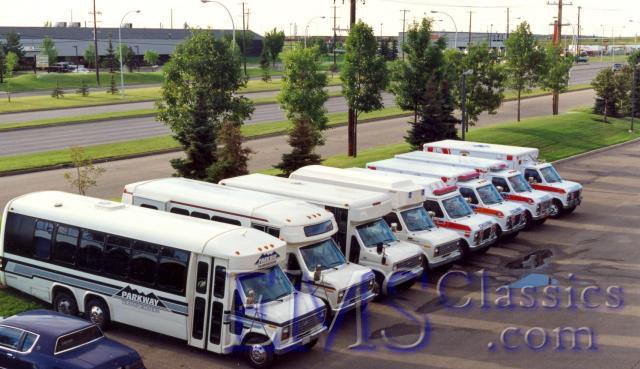 199104buslineup.jpg