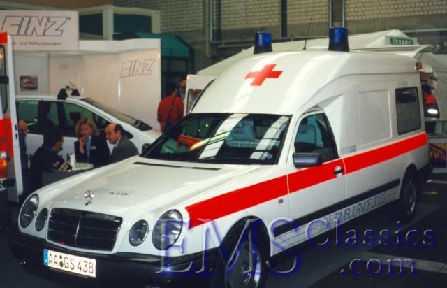 2002BinzMercedesKrankentransportA200203.jpg