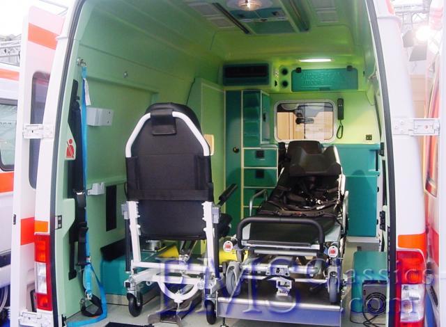 2003AmbulanzMobil.JPG