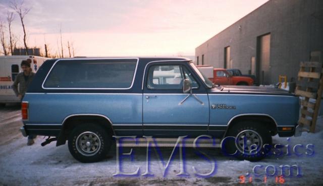 456O1985Dodge,Ambucraftshopvehicle.jpg