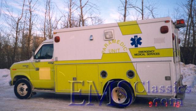 480FMA1982AmbucraftFord,CrestlinepurchasedfromCalgaryAB01657,soldtoStirlingAB.jpg