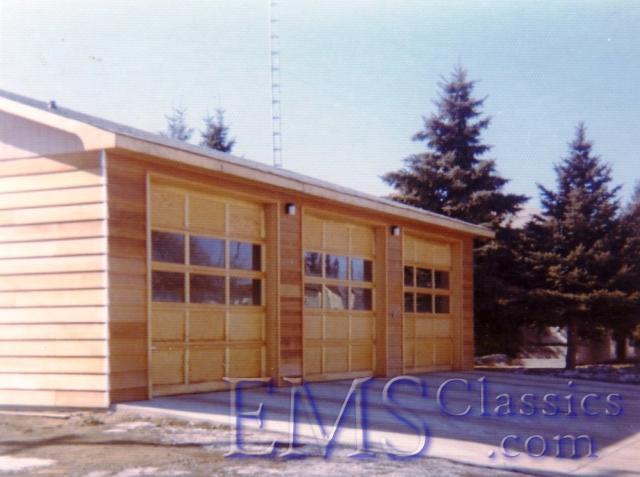 Crestlinebeganin1975inCrescentAmbulanceServicegarage.jpg
