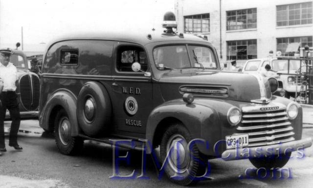 x1947Mercury03,WindsorFDAmbulance,photoWaltMcCall.jpg